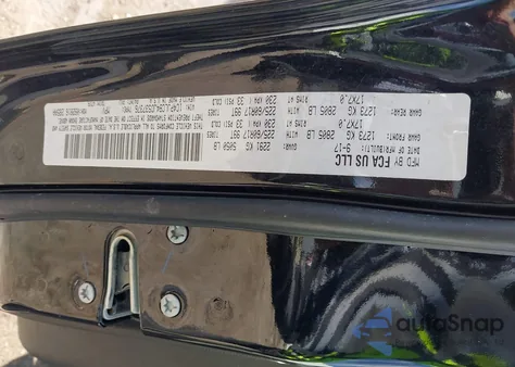 2018 Jeep Cherokee Latitude Fwd z USA, uszkodzony, nr VIN 1C4PJLCB4JD537376